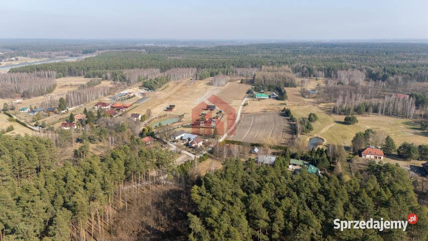 sprzedaży działki Krzywa 3100m2 asfalt