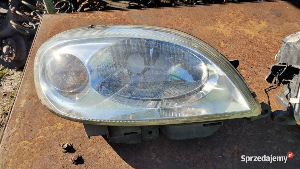 Lampy przednie Citroen Saxo Łagów