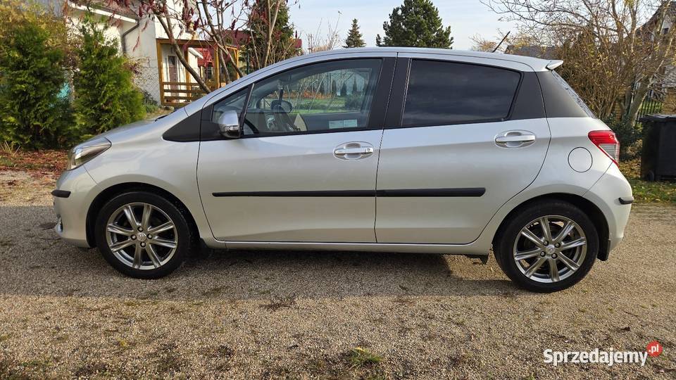 Toyota Yaris Automat Polski Salon Samochody osobowe
