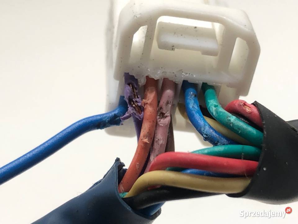 PRZEŁĄCZNIKI KIEROWNICY NISSAN XTRAIL T32 podkarpackie