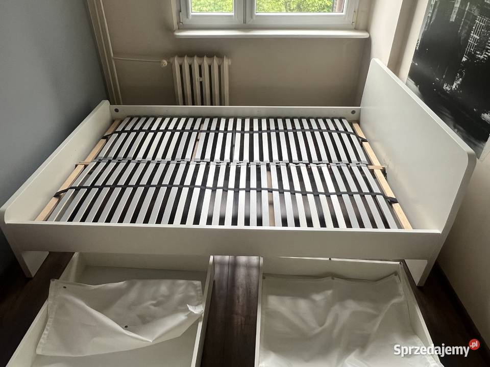 Sprzedam łóżko z szufladami