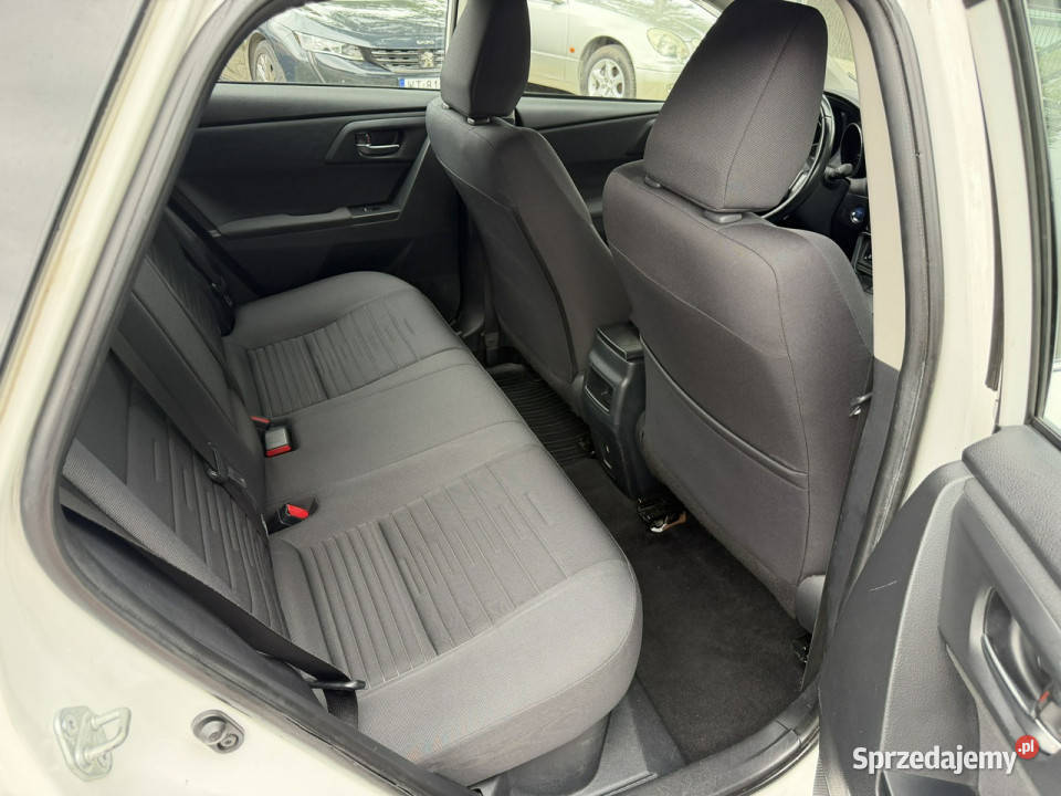 Toyota Auris 18 HSD 136 Serwisowany Kamera Ładny bluetooth Otwock Mały