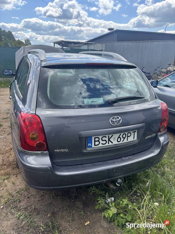 Toyota Avensis 16 BENZYNAGAZ Rok produkcji 2003 Dąbrowa Białostocka