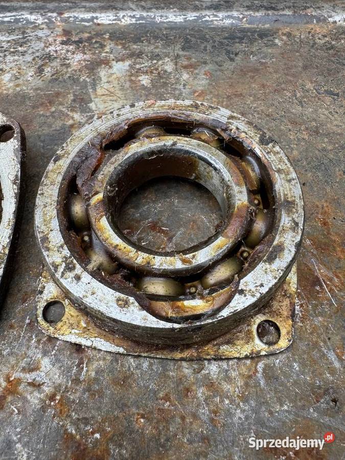 K750 M72 ORYGINALNA PRZEDNIA PODPORA WAŁU Nowa Pozostałe Przemyśl sprzedam