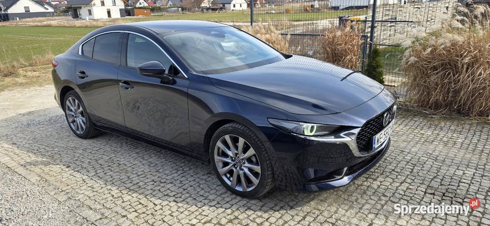 Mazda 3 20 150 MHybrid salon Polska światła przeciwmgielne sprzedam