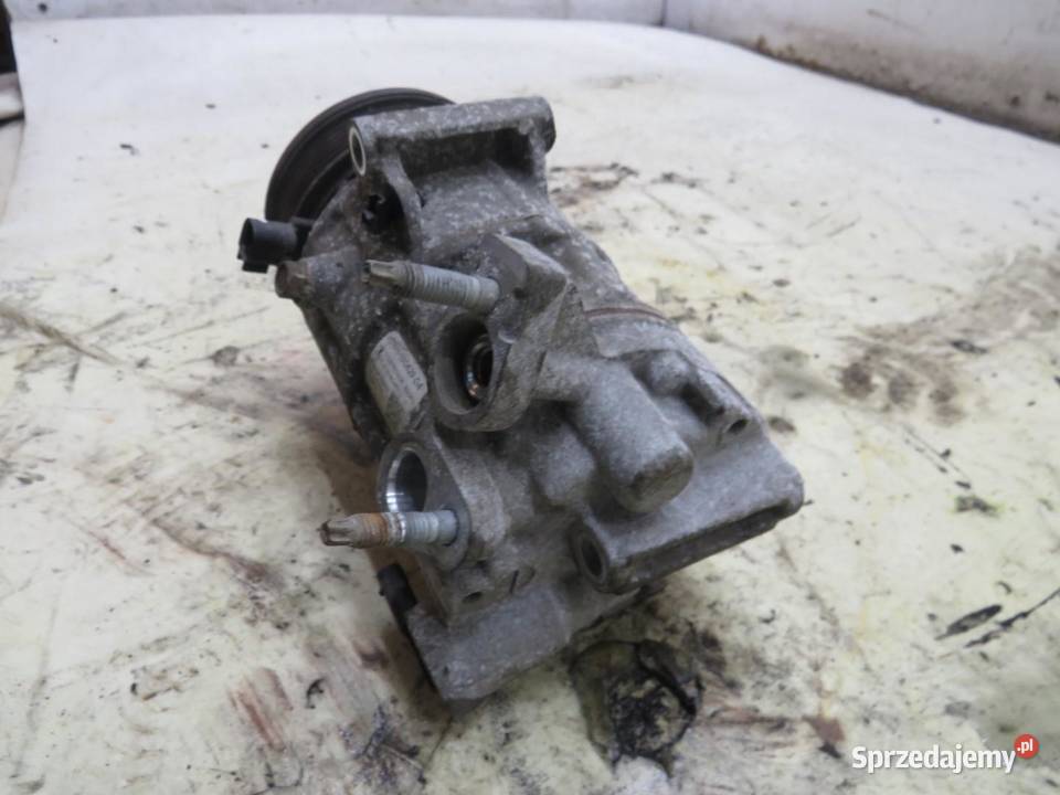 SPRĘŻARKA KLIMATYZACJI FORD FIESTA MK8 10