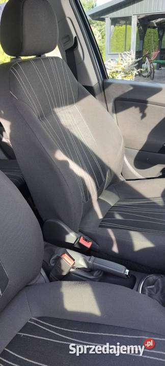 Opel corsa D 12 Corsa Naklik