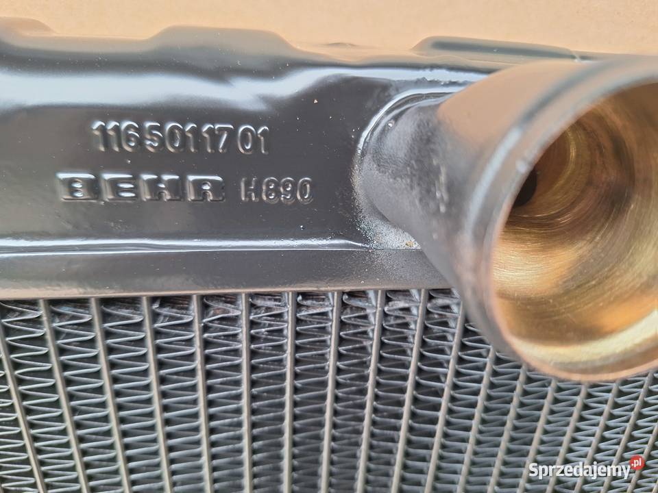 CHŁODNICA MERCEDES W 116 osobowe sprzedam