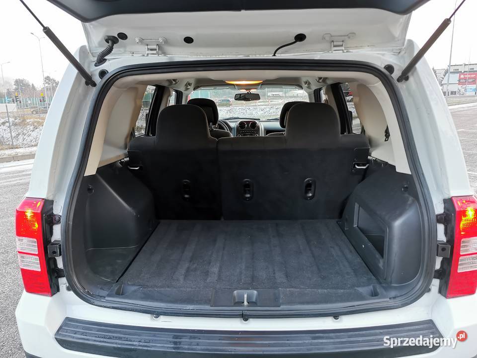 JEEP PATRIOT 20 benzyna mały przebieg zadbany komputer pokładowy Białystok