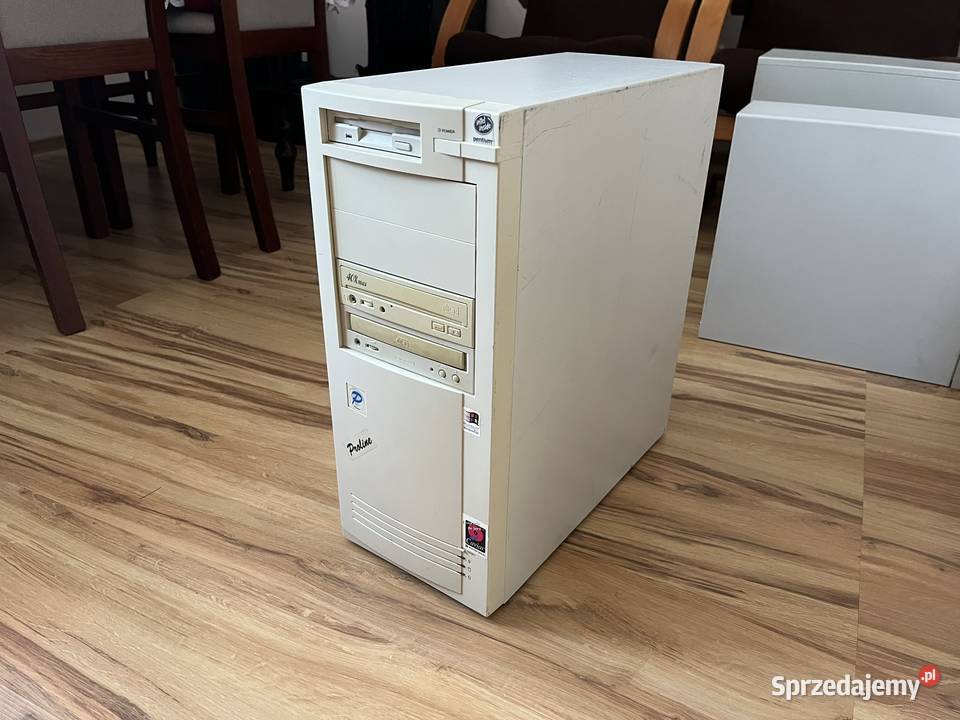 Zabytkowy komputer PC AT Proline Pentium 133MHz Brzana
