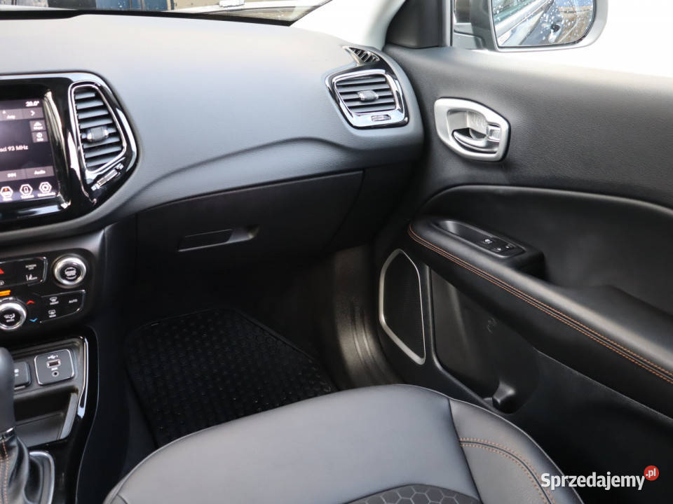 Jeep Compass 13 TGDI elektryczne szyby Katowice