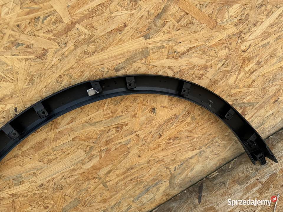 Listwa błotnika tył lewa Porsche cayenne II 2 Sieraków