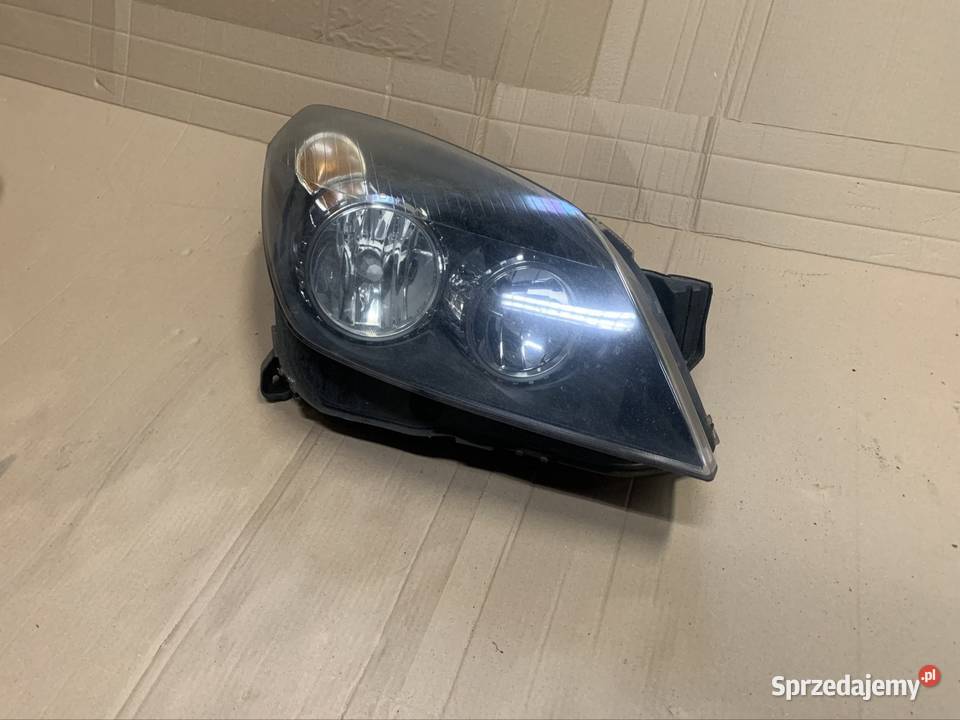 24451033 reflektor lampa przód prawa przednia Szczecin