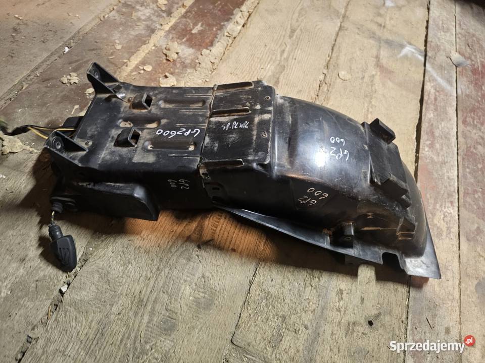 Kawasaki GPZ 600 błotnik tył tylny tylni nadkole dolnośląskie Jelenia Góra