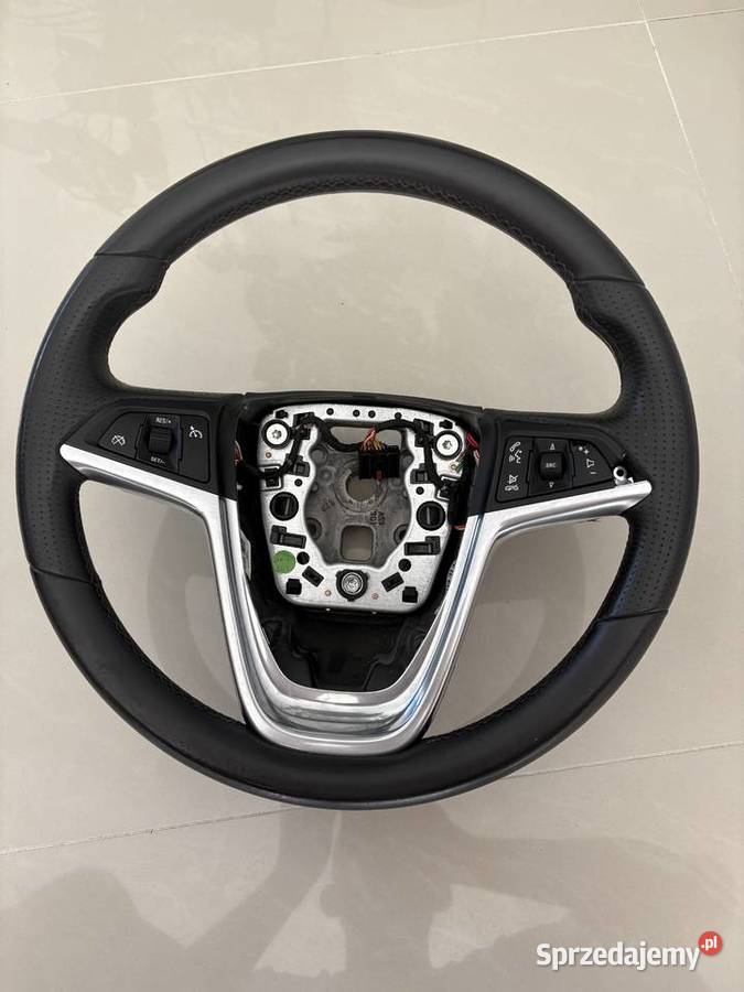 Kierownica Opel Insignia 20 t 220 13 306 881