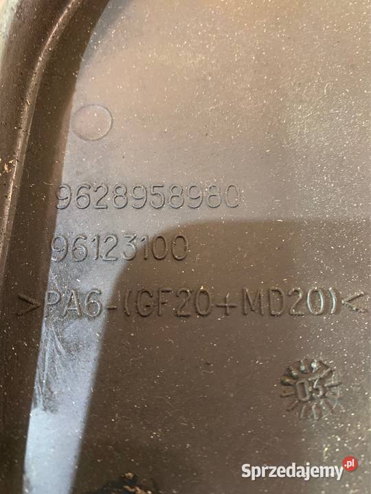 Obudowa rozrządu 20 hdi citroen xsara Picasso Rok produkcji 2005 zachodniopomorskie