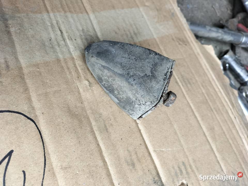 FIAT 126P 126 P ELEGANT MALUCH ODBÓJ RESORA Kamień-Kolonia