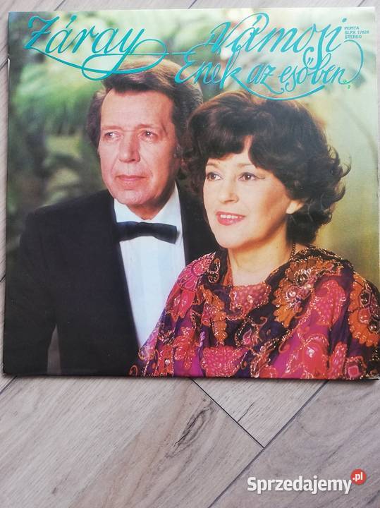 Płyty analogowe z muzyką rozrywkową lat Wronki