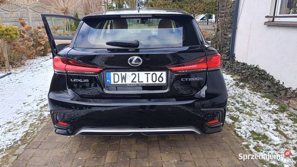 Lexus ct200h salon serwis niski przebieg gniazdo AUX Poniatowice