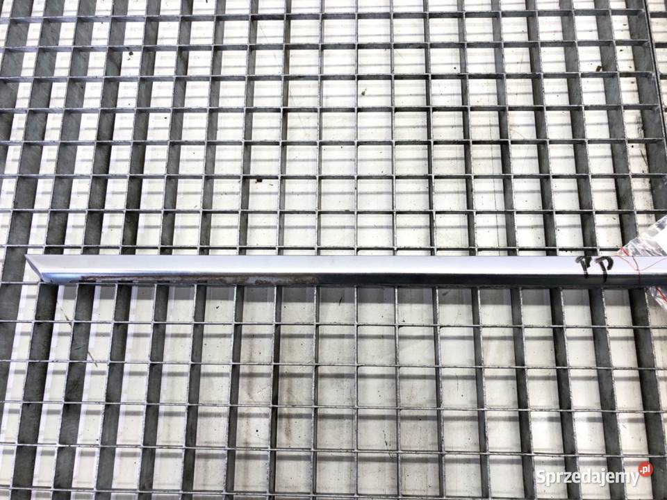 LISTWA ZGARNIAJĄCA PRZÓD PRAWA CHROM MERCEDES osobowe Listwy