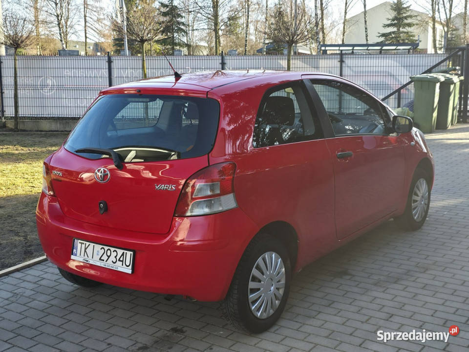 Toyota Yaris 10 Benzyna Serwisowany Gwarancja II benzyna Piekoszów