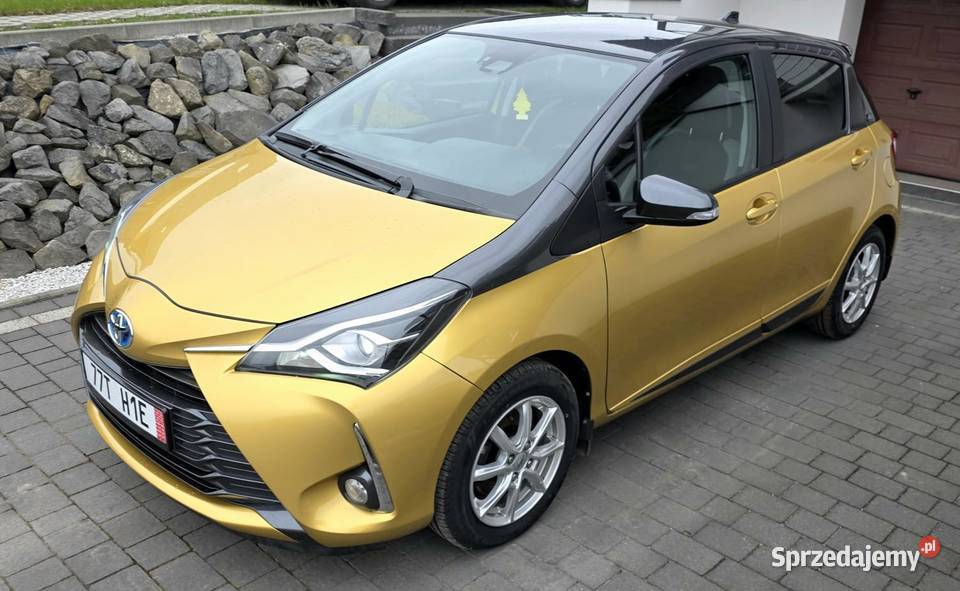 Toyota Yaris 15111 43tkm y20 20th Anniversary nawigacja