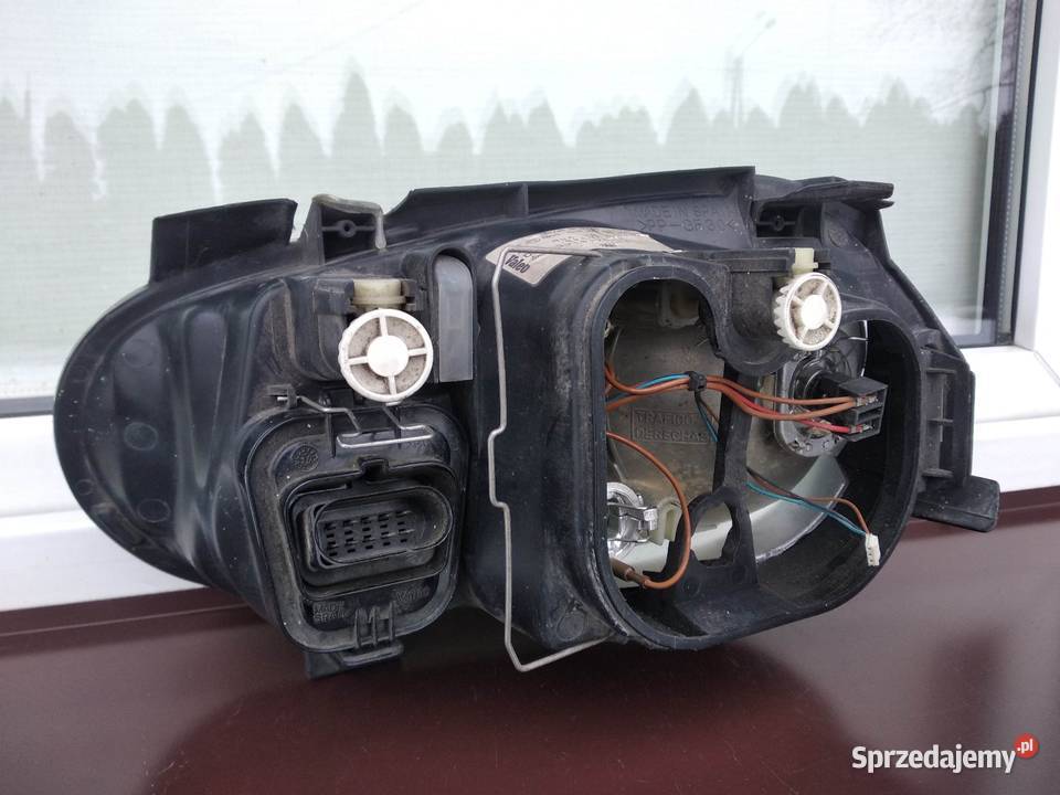 VW Golf IV 4 lampa przednia prawa reflektor Sieradz