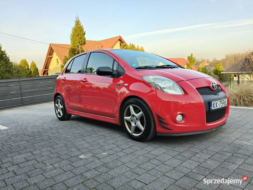 Toyota Yaris 18T133 nawigacja Rok produkcji 2008 Yaris Kraków