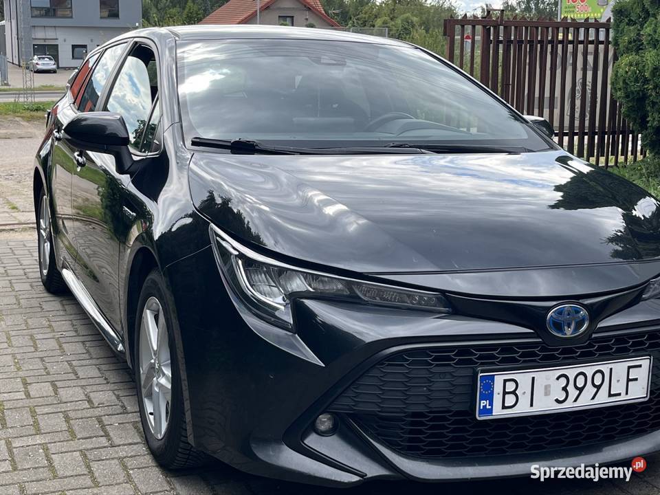 Corolla hybrid 18 Rok produkcji 2021 Białystok