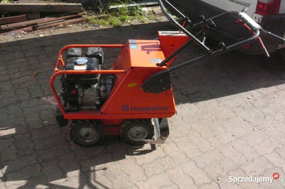 Wycinarka do trawy Darni Husqvarna SC 18 Pabianice sprzedam