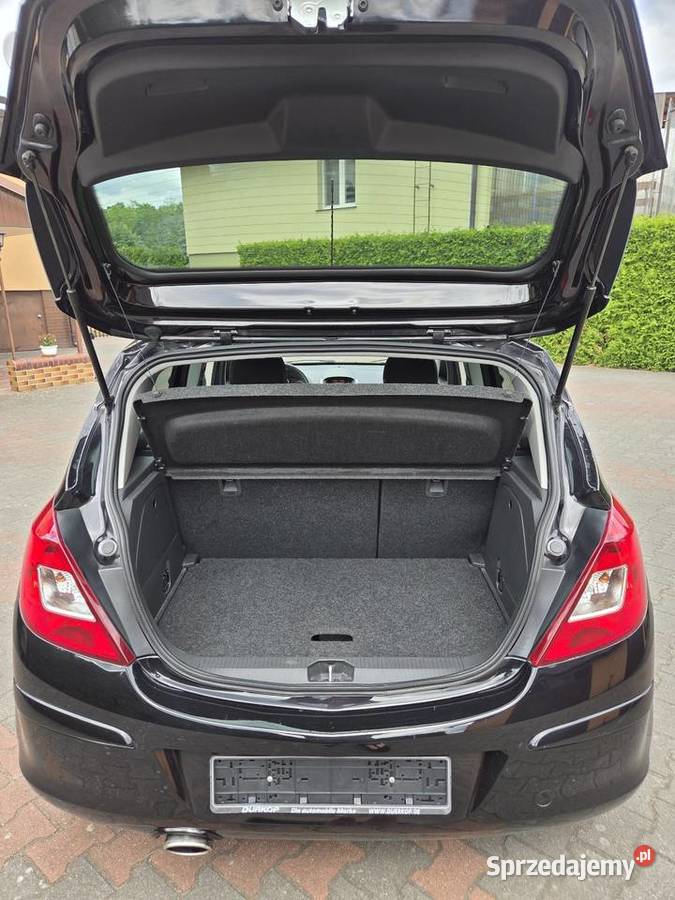 Opel Corsa 14 B 2011 SATELITE Drawski Młyn sprzedam