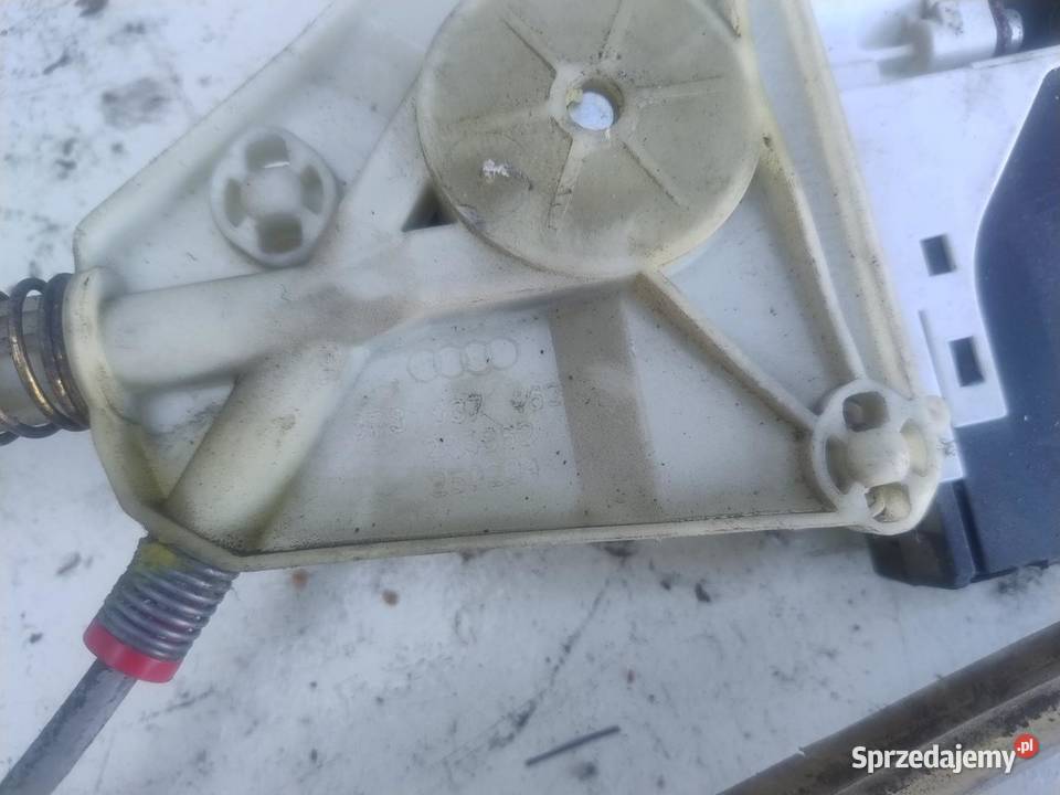 MECHANIZM PODNOŚNIK SZYBY PRAWY PRZÓD AUDI A3 8P osobowe Mechanizmy opuszczania szyb wielkopolskie