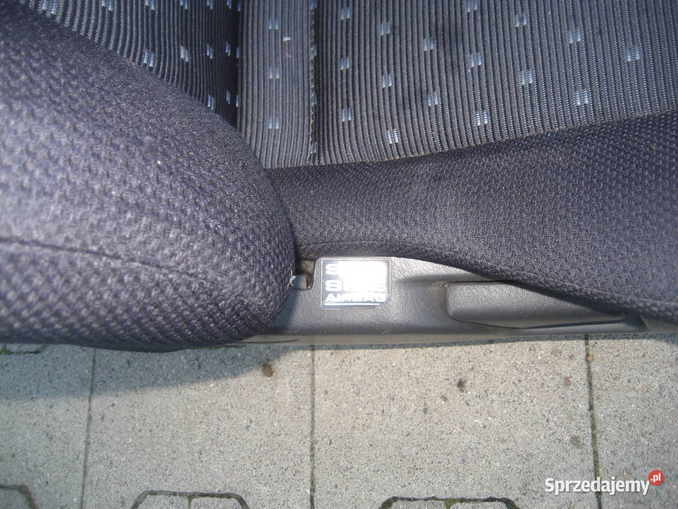 daihatsu sirion lift 0205r siedzenie fotel przód Rakoniewice
