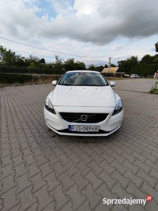 Piękne Volvo V40 Rok produkcji 2014 Jasło