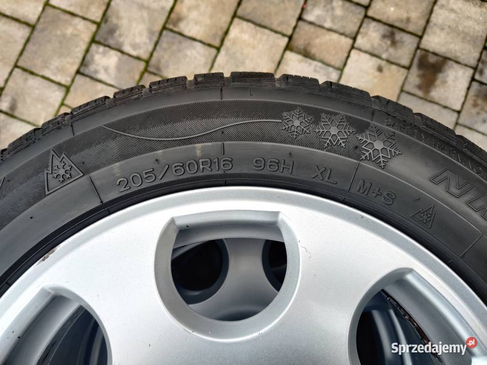 koła felgi opony zimowe 20560 r16 komplet śląskie Gliwice