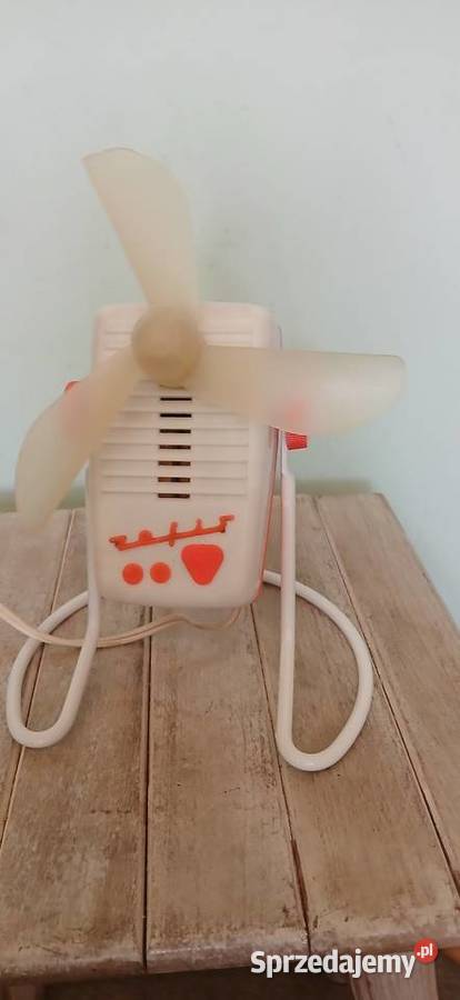 Kultowy polski wiatrak Z czasów PRLu Kraków