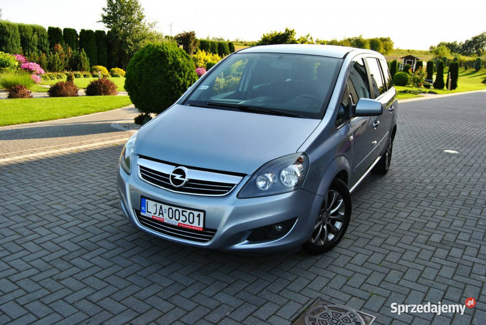Opel Zafira Zarejestrowana 7 miejsc OC i klimatyzacja Modliborzyce