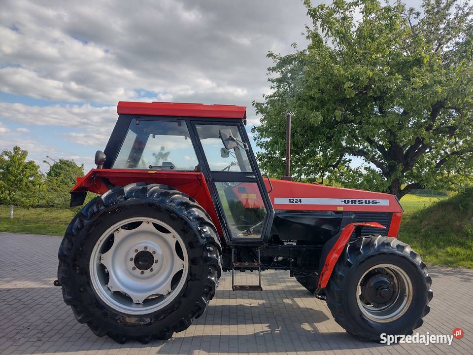 Ursus 1224 sprowadzony wersja eksportowa 820 Sośno