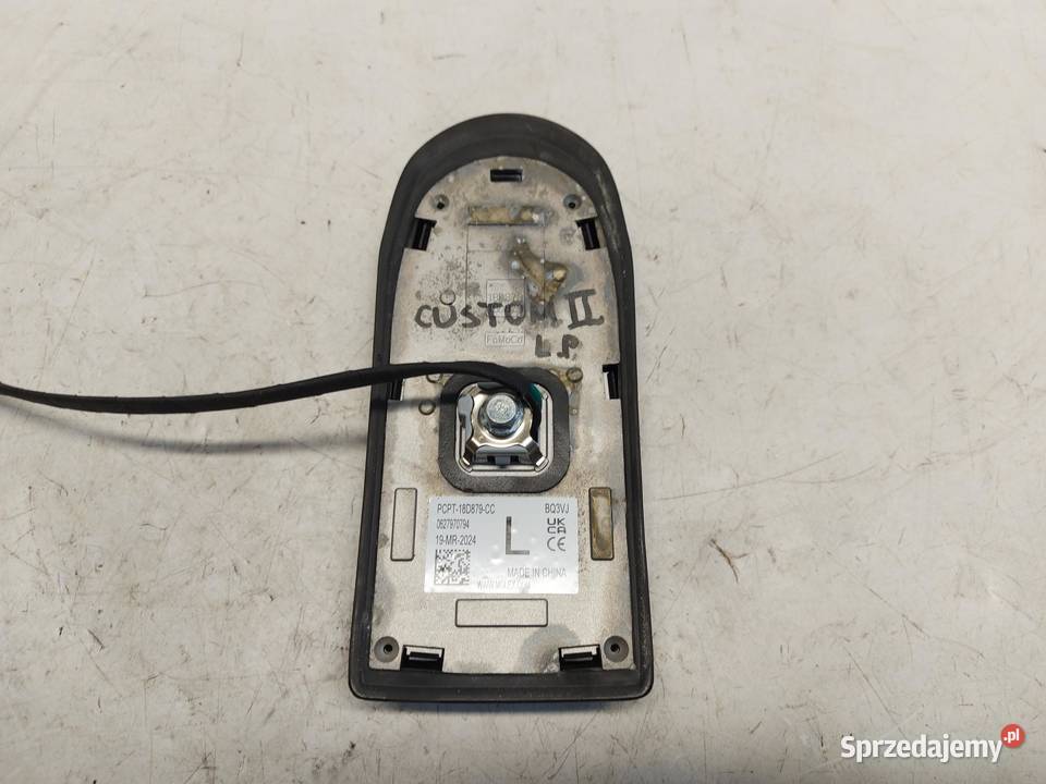 Transit Custom II 2024 antena płetwa dachowa na