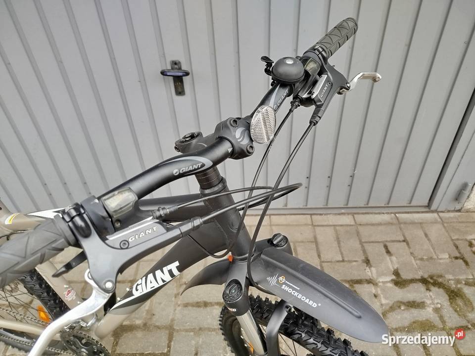 Rower górski marki Giant hamulce tarczowe