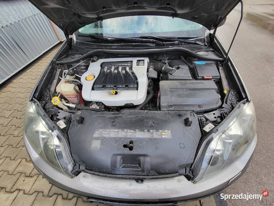Renault Laguna III 2011r 140 benzyna 145218 podgrzewane fotele Józefów