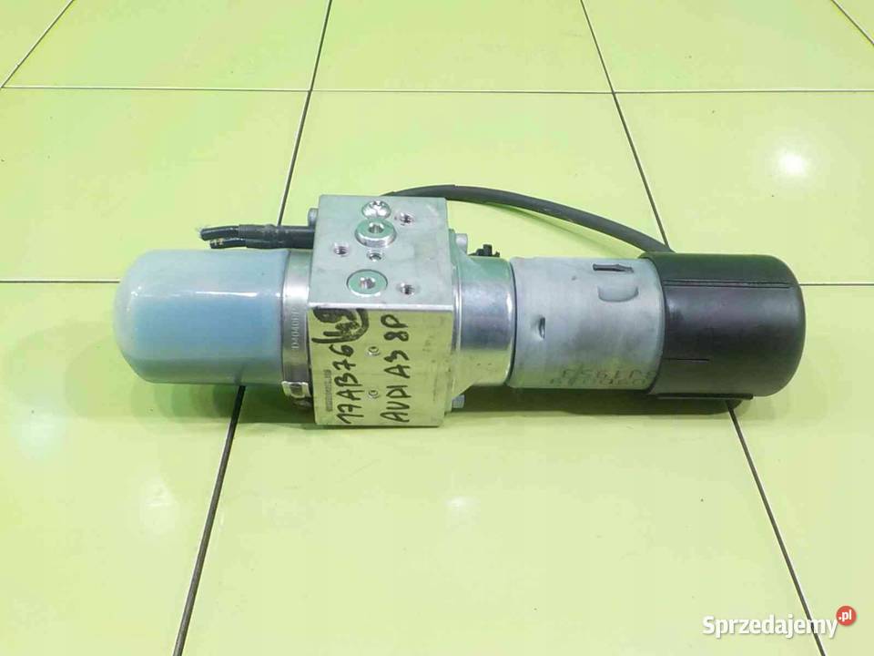 AUDI A3 8P II LIFT 18 B 09r CABRIO 2D pompa Suków sprzedam