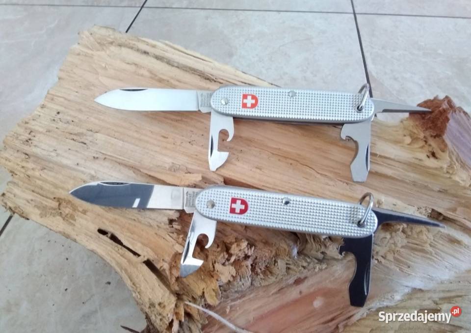 Wenger Swiss Army 70 Delemont Soldat DWIE SZTUKI Radom