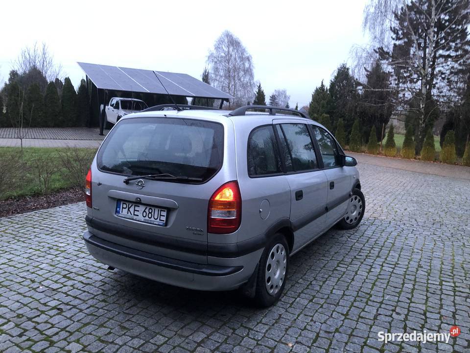 Opel zafira 18gaz 7osob