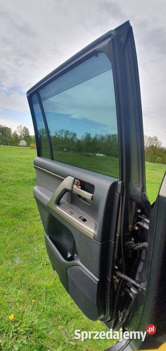 LC J200V8 45 Zielona Góra