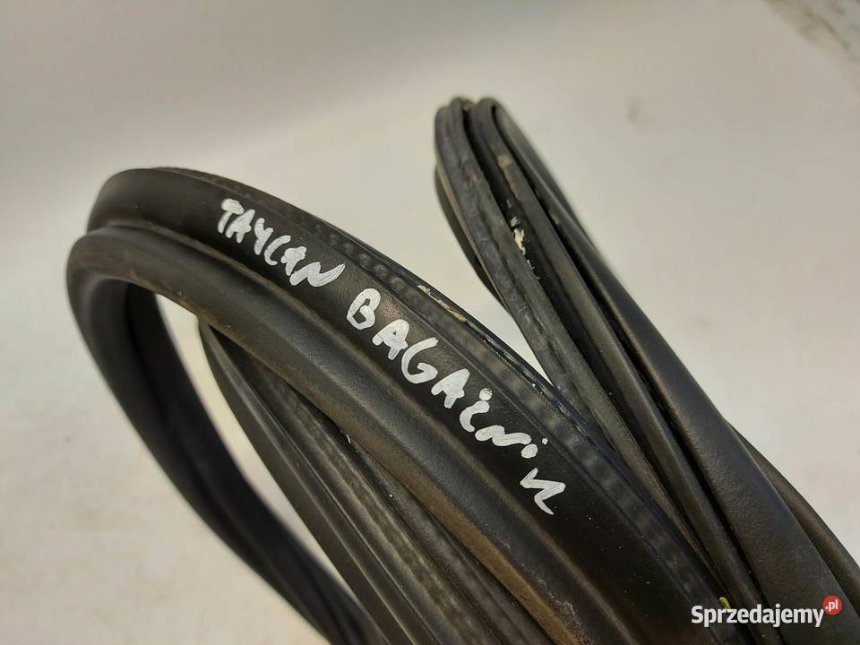 Porsche Taycan GTS 9J1 2023r Uszczelka klapy dolnośląskie sprzedam