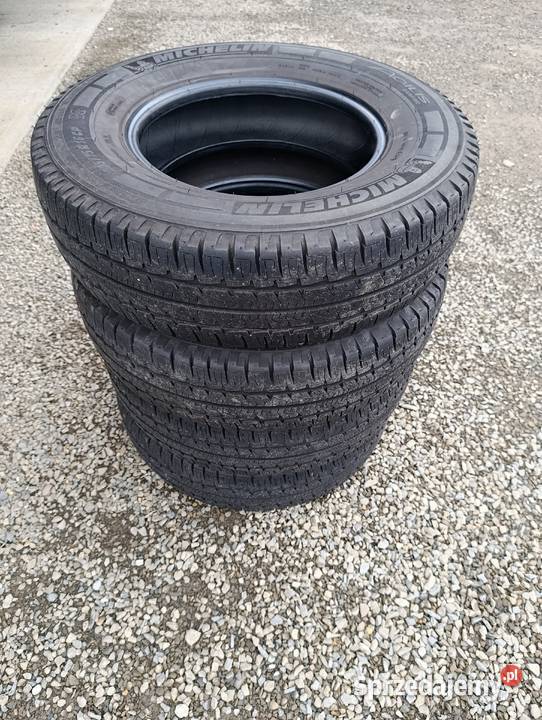 Opony Michelin Agilis 225 75 16CP Stróże