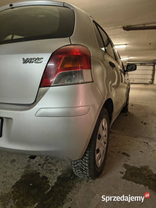 Toyota Yaris 10 benzyna 2009r 103000km Yaris podlaskie Łomża