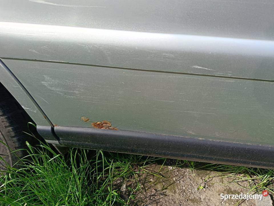 Drzwi Gołe Prawy Tył LY7W Audi A4 B5 FL a33 osobowe