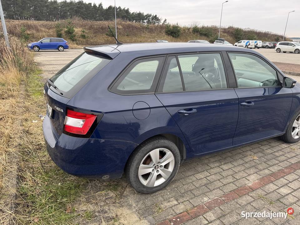 Skoda Fabia kombi 10 MPI benz LPG Samochody osobowe Janikowo